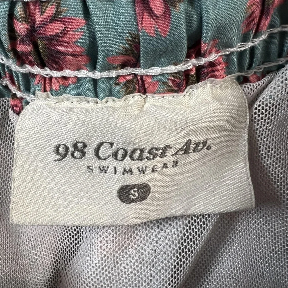 98 Coast Av. Swim Trunks Shorts Boys Small Green Floral Print‎ Lined Drawstring